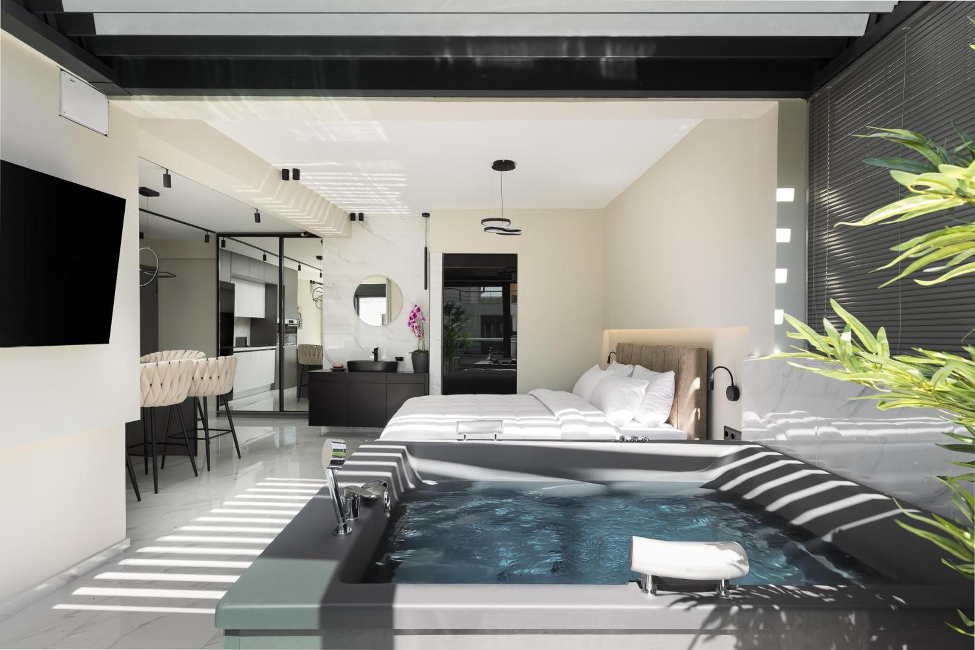 Ophelia By Halu!, Luxury With Hot Tub *